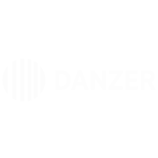 Weißes Danzer-Logo mit rundem Symbol aus vertikalen Linien und Schriftzug auf schwarzem Hintergrund.